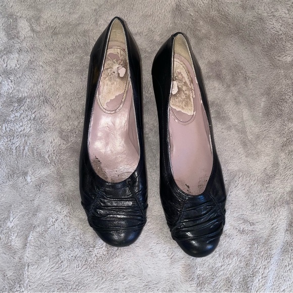 Nine West | Black Flats with Woven Texture - Picture 4 of 7